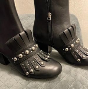 Nine West booties